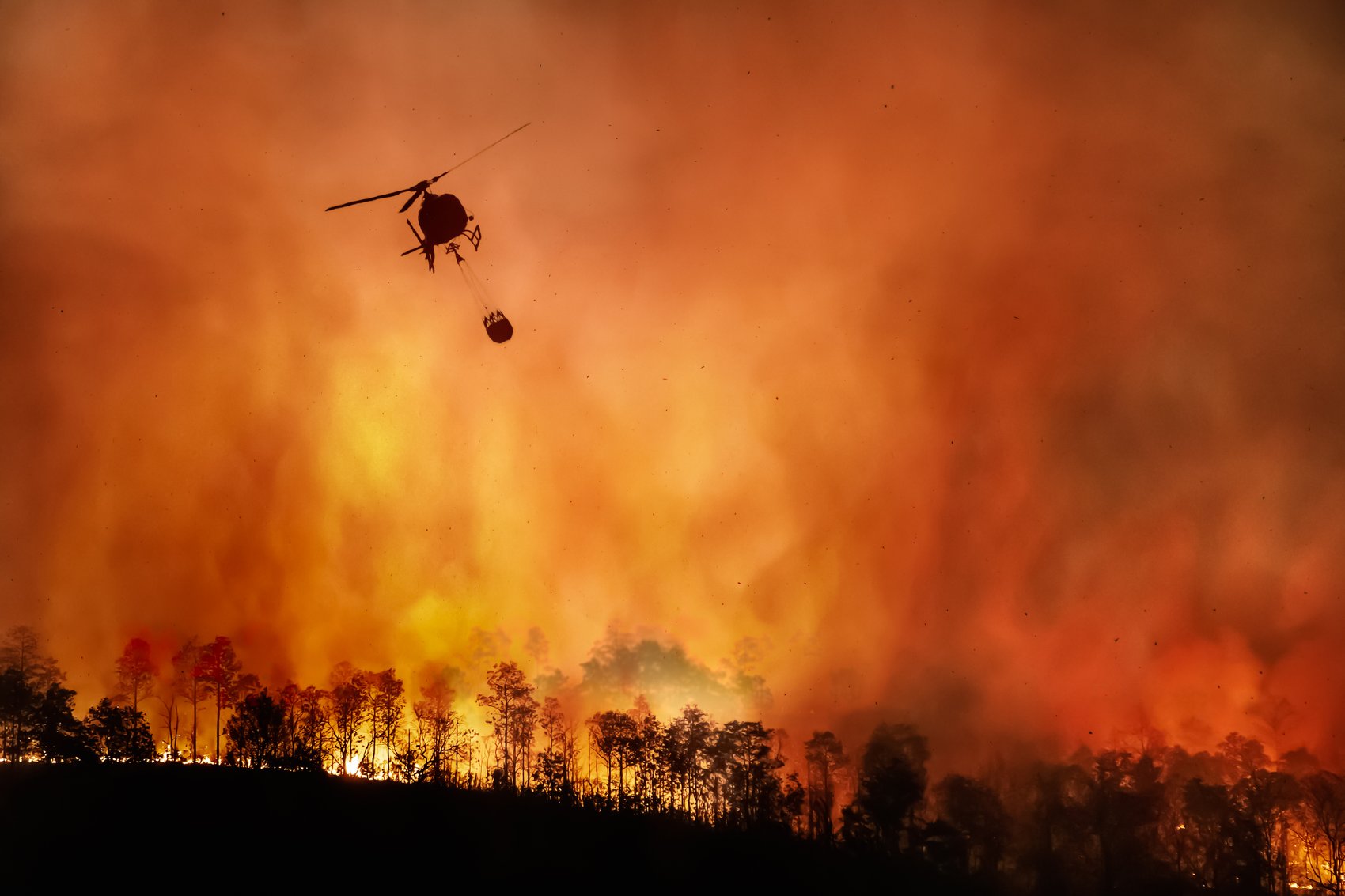 helicopter over wildfire